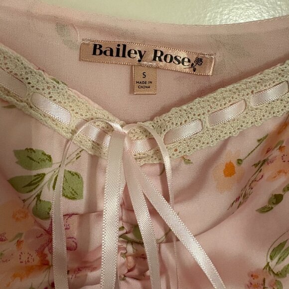 Pink Satin Floral Cap-Sleeved Summer Top - Picture 3 of 3